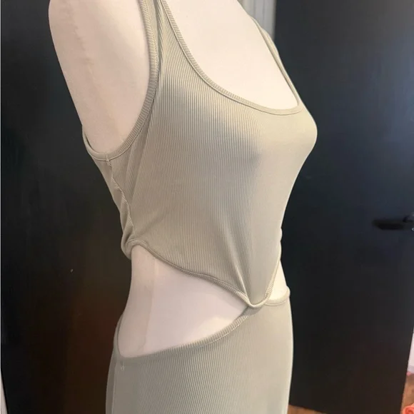 Sleek Cutout Tank Maxi Dress in Light Sage - Picture 3 of 3
